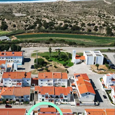 Supertubos House Peniche 4* Атогиа-да-Балейя