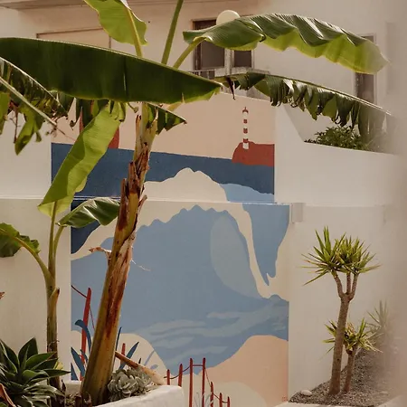 Supertubos House Peniche 4* Атогиа-да-Балейя