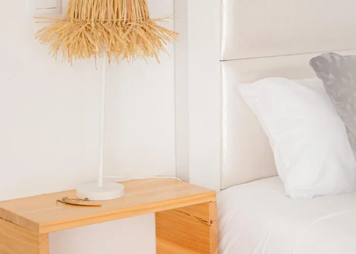 Supertubos House Peniche 4* 阿通奎亚·达·巴利亚