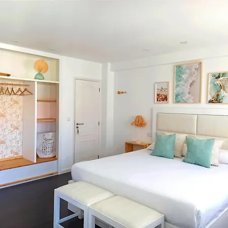 Couette-café Supertubos House Peniche