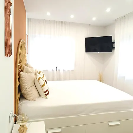 Supertubos House Peniche