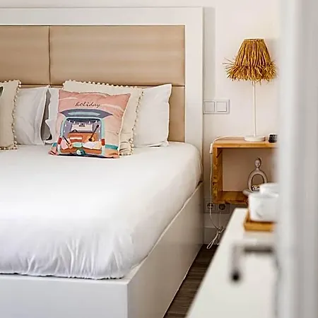 Couette-café Supertubos House Peniche