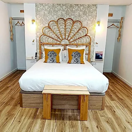 Supertubos House Peniche