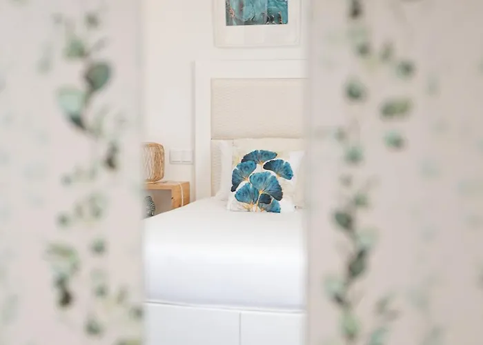 Supertubos House Peniche Bed & Breakfast